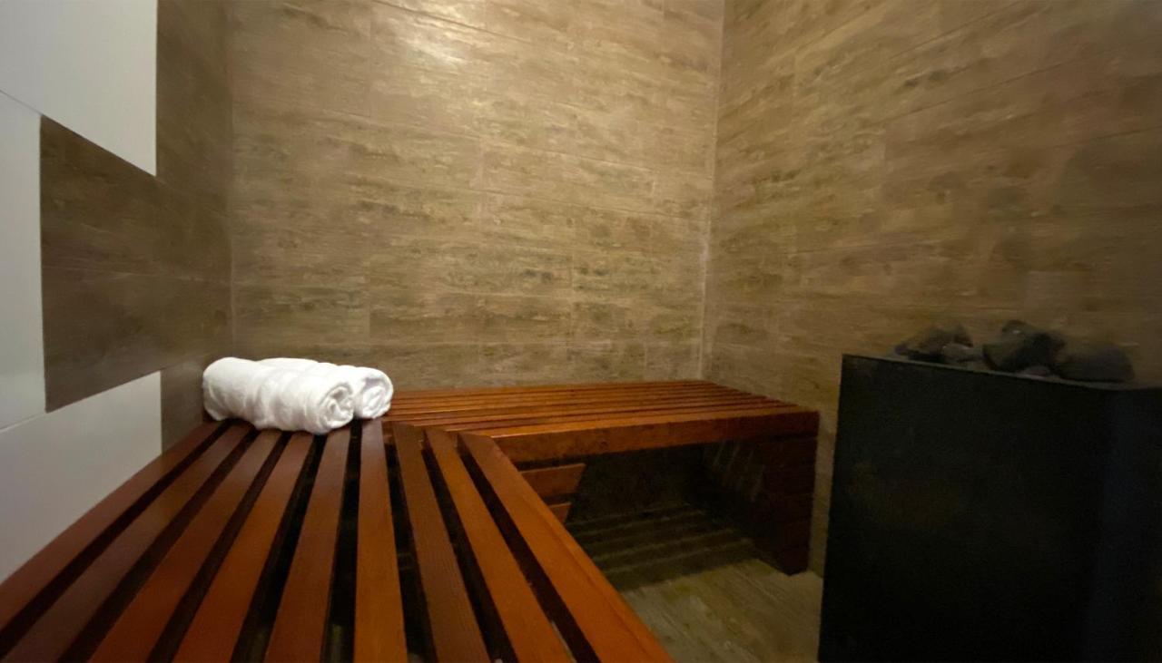 Hotel Maya Internacional ฟลอเรส ภายนอก รูปภาพ