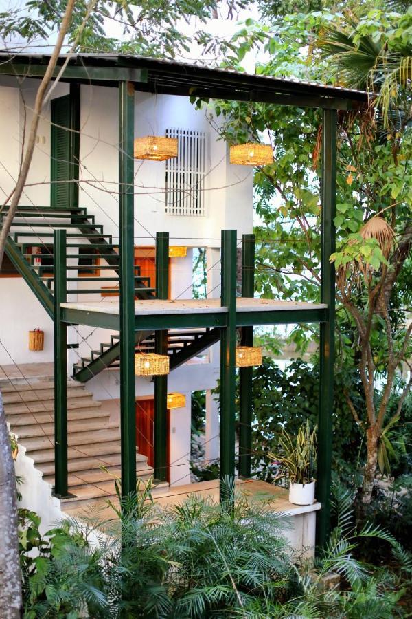Hotel Maya Internacional ฟลอเรส ภายนอก รูปภาพ