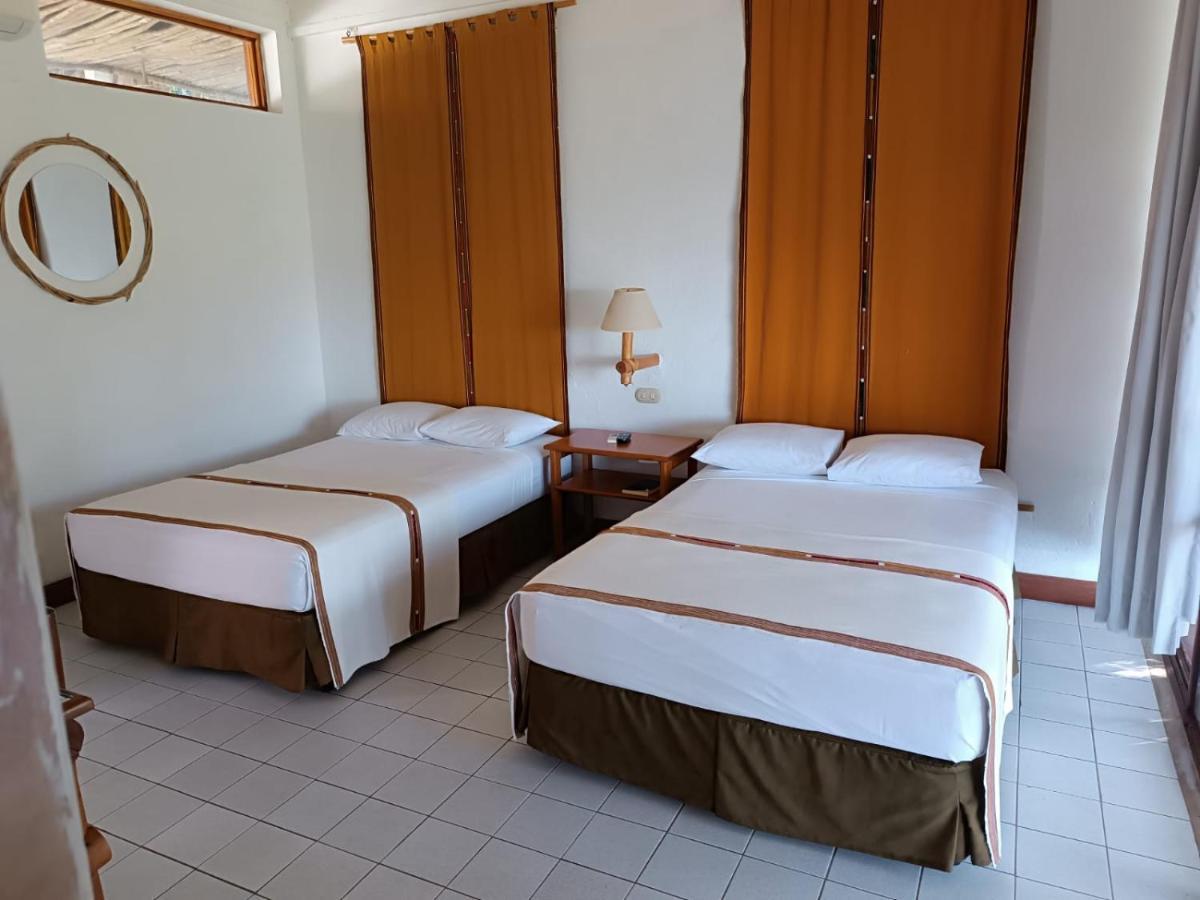 Hotel Maya Internacional ฟลอเรส ภายนอก รูปภาพ