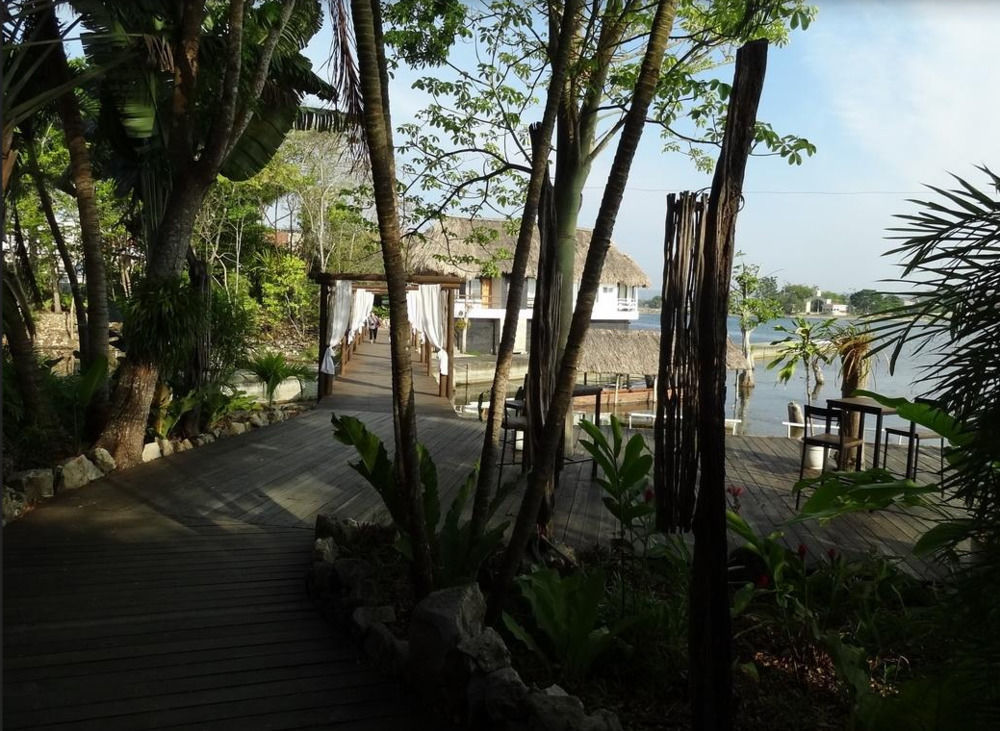 Hotel Maya Internacional ฟลอเรส ภายนอก รูปภาพ